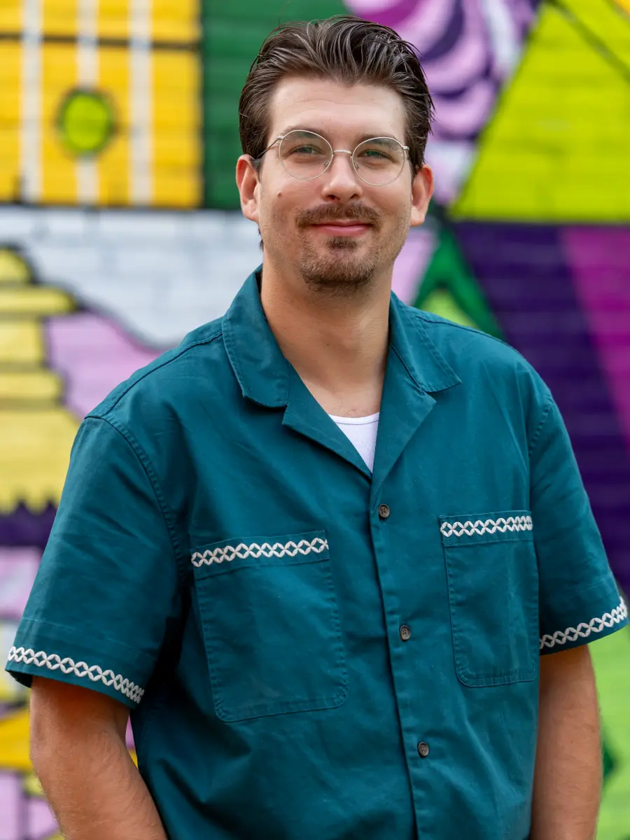 Tap or click to learn more about Sandon Scott and their role at MMM.